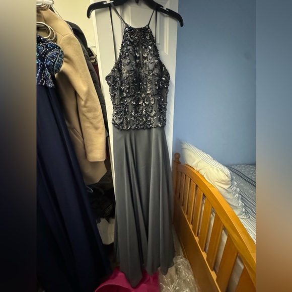 Jovani Prom Dress - Picture 1 of 4